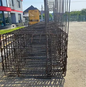 Carcase de armătură pentru grinzile de rigidizare ale piloților